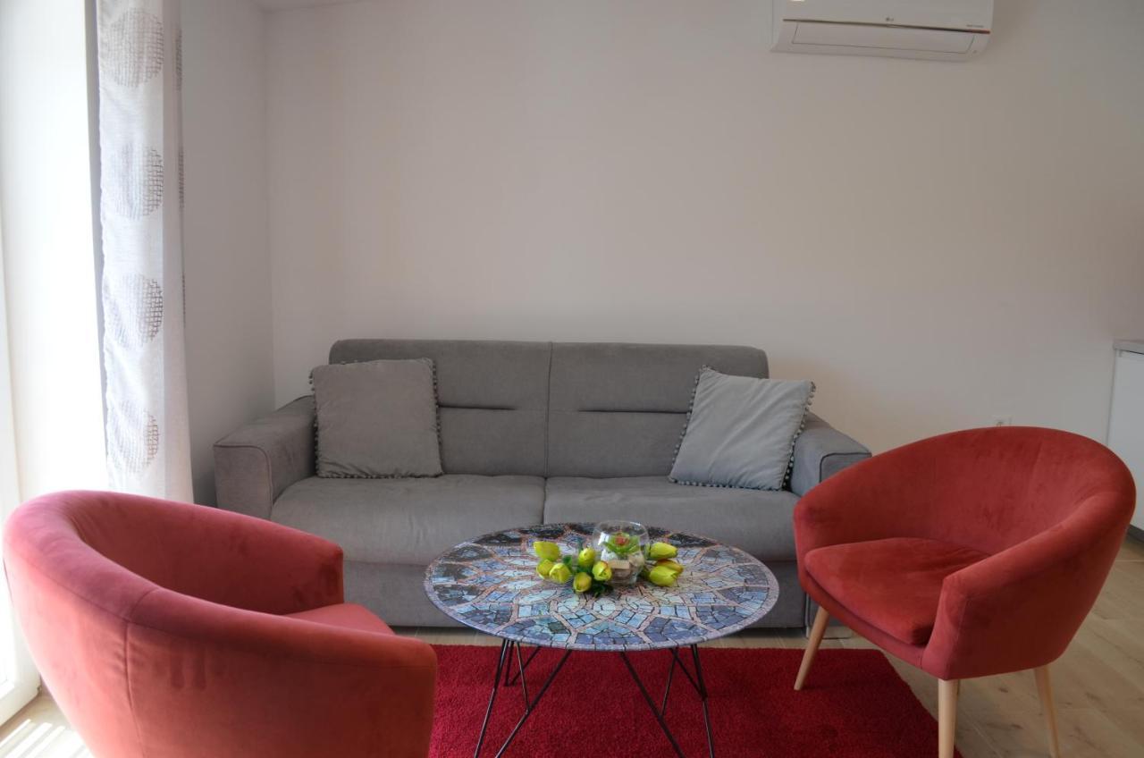 Apartments Korina Цриквениця Екстер'єр фото